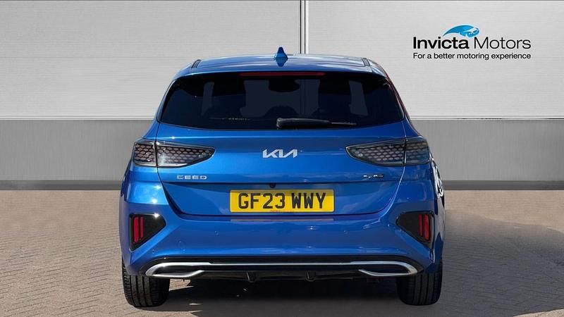 Used Kia Ceed GT-Line 158 HP (116 kW) 2023 Blue Hatchback