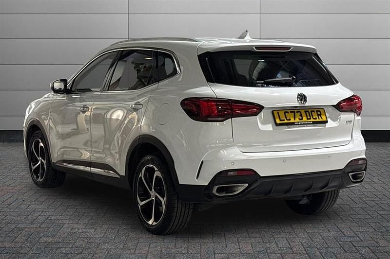 Used MG HS Trophy 162 HP (119 kW) 2024 Arctic white SUV