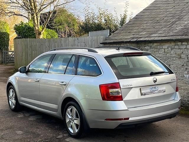 Used Skoda Octavia SE Technology 115 HP (84 kW) 2020 Silver Estate
