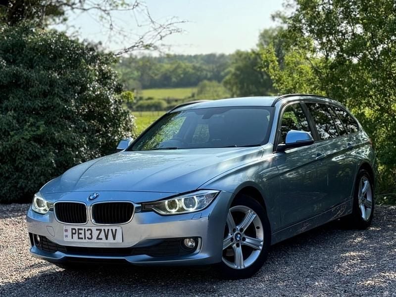 Blue Used 2013 BMW 318 Comfort Edition Estate | £4,450 (Fair price) - Image 1/4