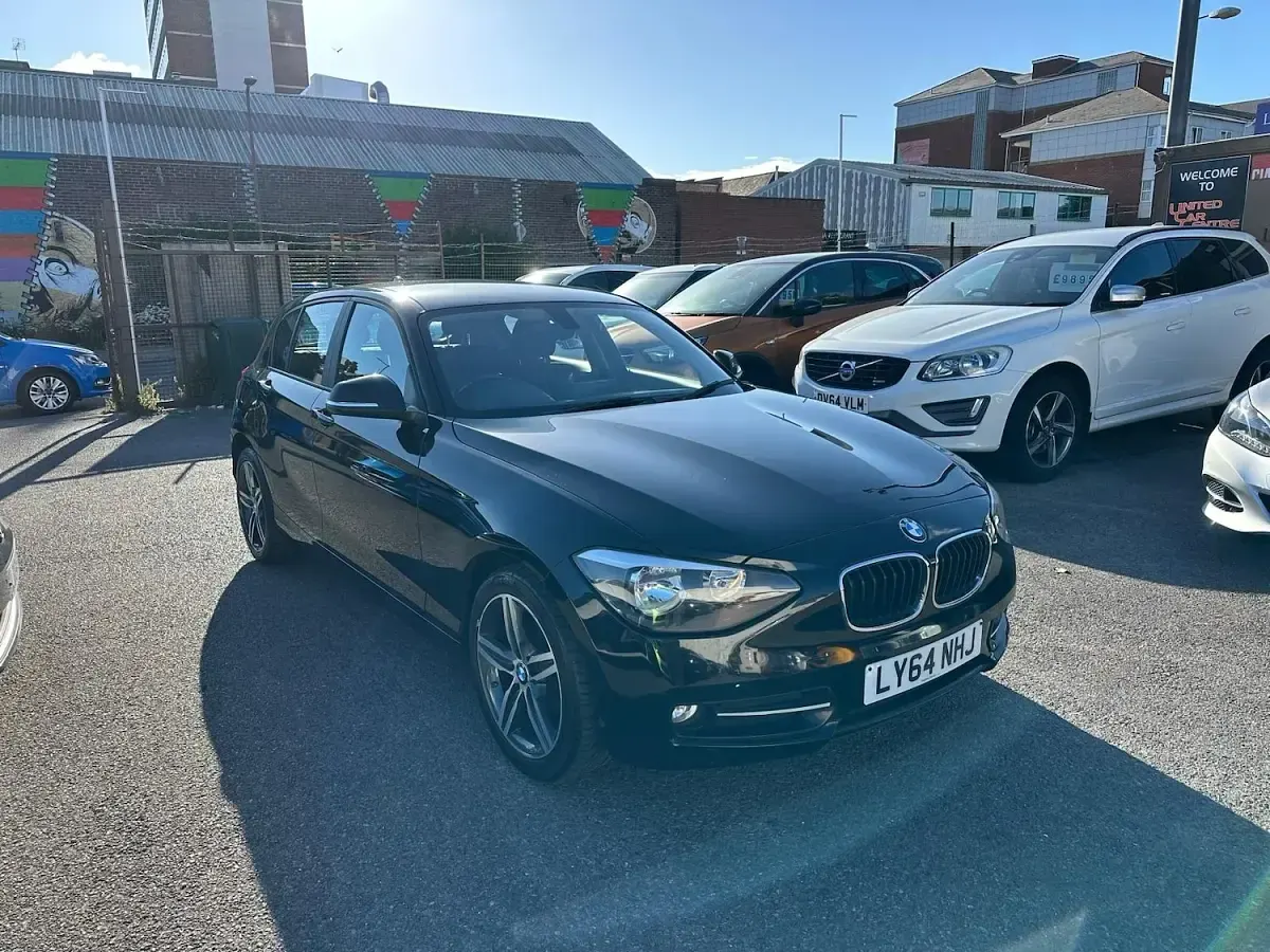 Used BMW 116 Sport Line 2015 Black Hatchback