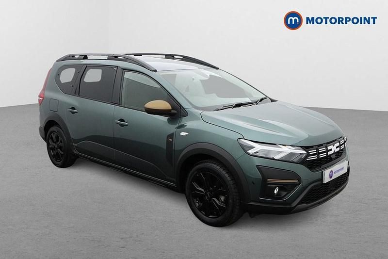 Used Dacia Jogger Extreme 141 HP (103 kW) 2024 Green MPV