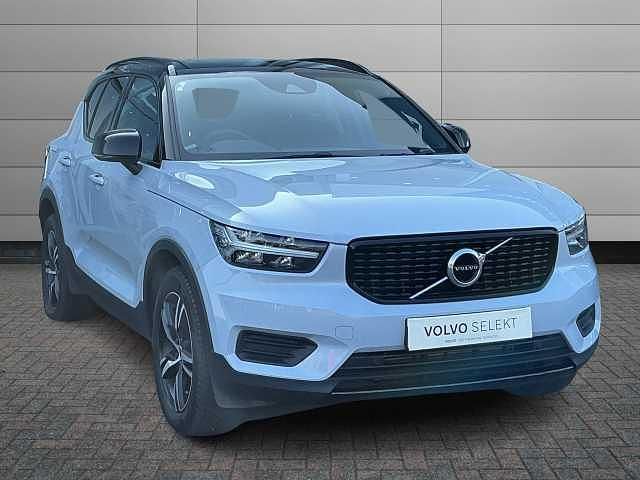 Used Volvo XC40 R-Design 161 HP (118 kW) 2022 SUV