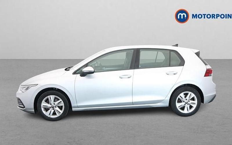 Used VW Golf VIII Life 150 HP (110 kW) 2023 Hatchback