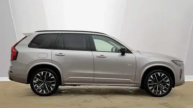 Used Volvo XC90 Ultra 247 HP (181 kW) 2026 SUV