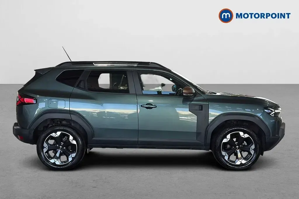 Used Dacia Duster Extreme 131 HP (96 kW) 2024 Green SUV