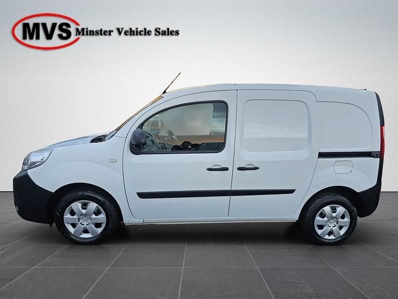 Used Renault Kangoo Business 2016 White MPV