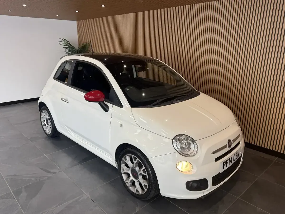 Used Fiat 500 S 69 HP (50 kW) 2014 White Hatchback