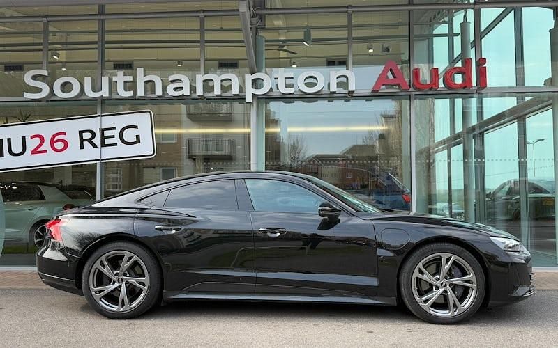 Used Audi e-tron GT quattro 389 kW (530 HP) 2024 Sedan