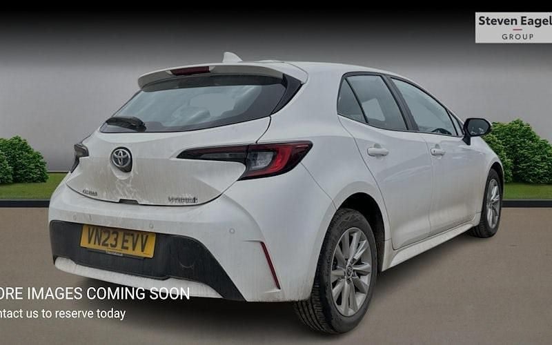 Used Toyota Corolla 140 HP (102 kW) 2026 Hatchback