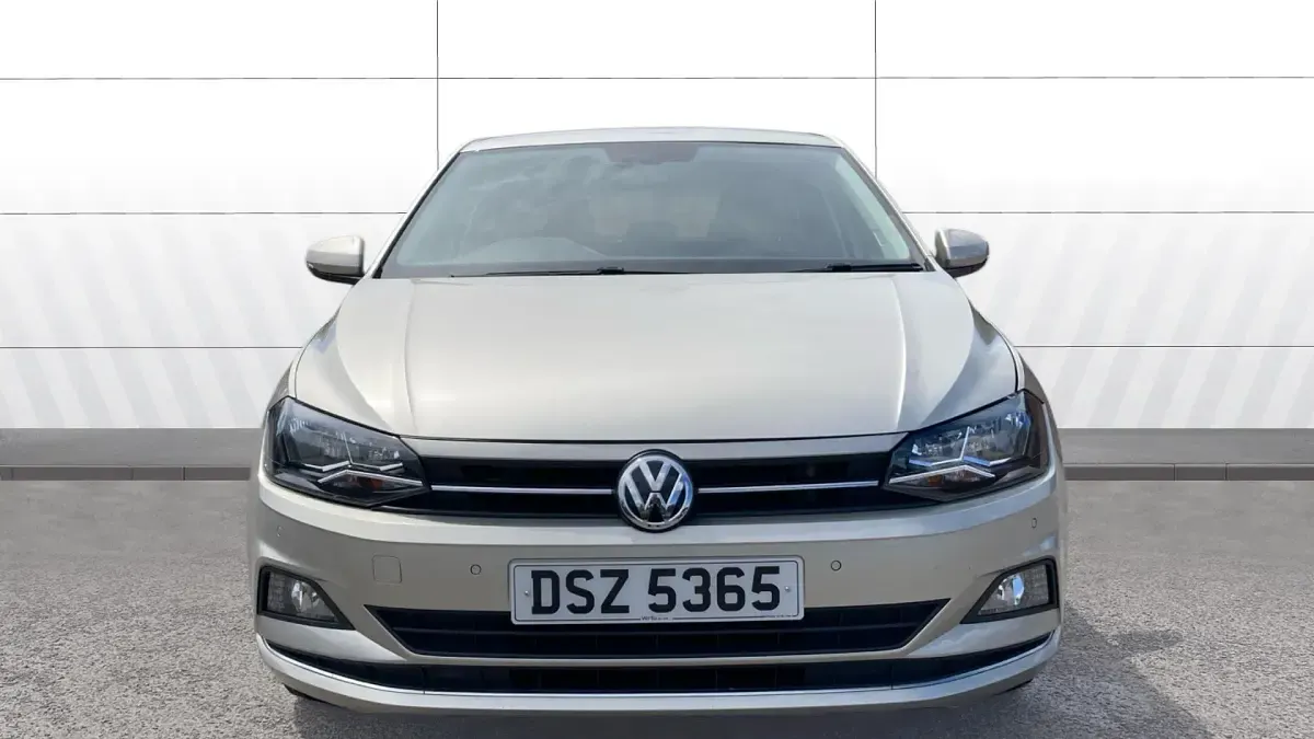 Used VW Polo SEL 116 HP (85 kW) 2019 Silver Hatchback