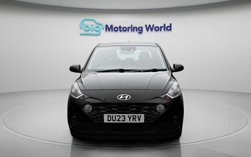 Used Hyundai i10 SE 67 HP (49 kW) 2022 Black Hatchback