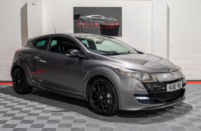 Grey Used 2010 Renault Mégane Coupé Coupe | £7,000 (Fair price) - Image 1/4