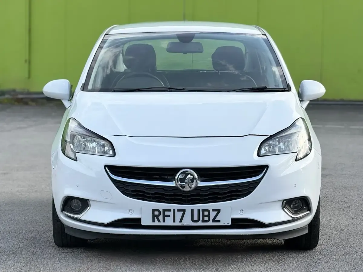 Used Vauxhall Corsa 2017 White Hatchback