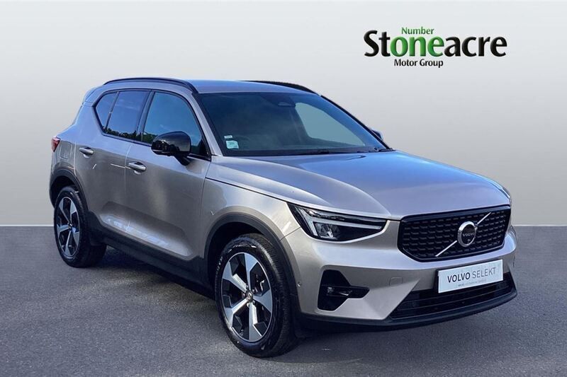 Gold Used 2024 Volvo XC40 Plus SUV | £30,500 (Good price) - Image 1/4