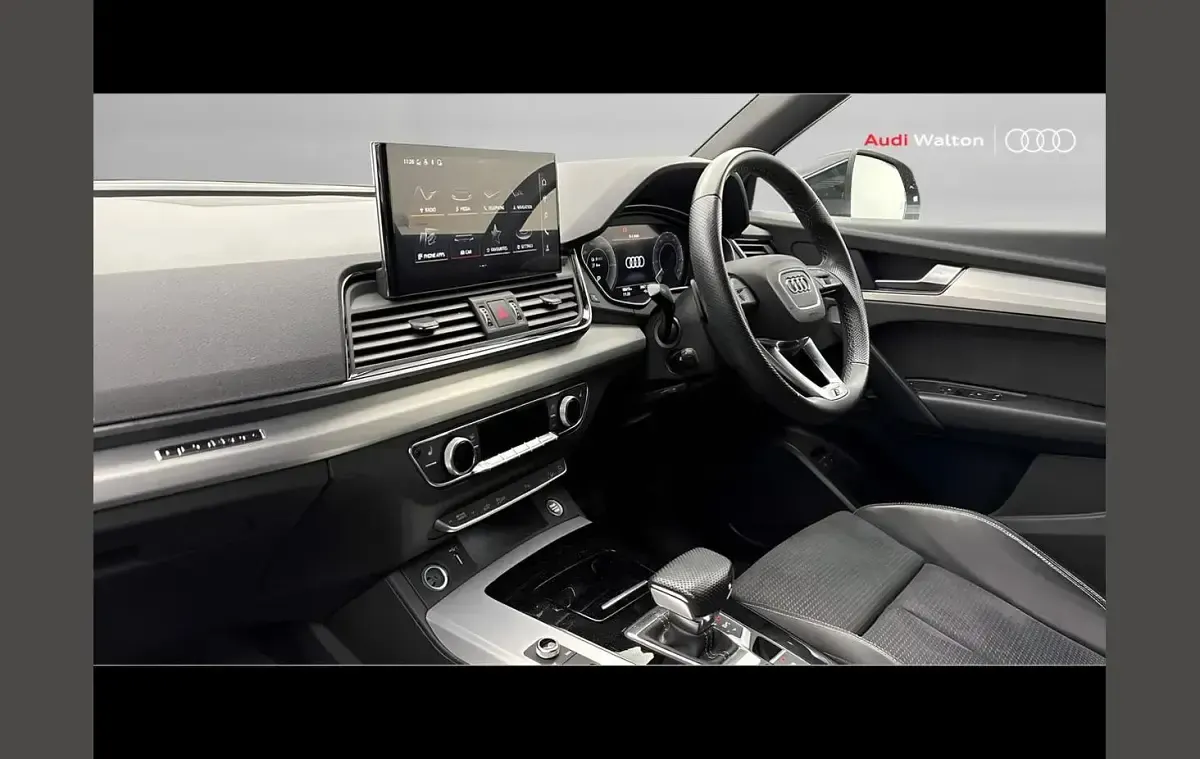 Used Audi Q5 S-Line 295 HP (216 kW) 2023 Black SUV