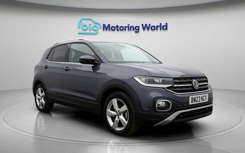 Used VW T-Cross SEL 110 HP (80 kW) 2022 SUV