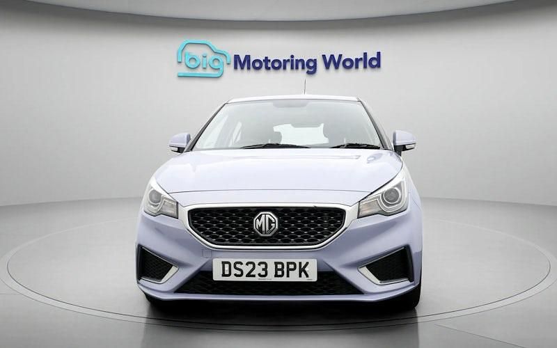 Used MG MG3 Exclusive 106 HP (77 kW) 2023 Silver Hatchback
