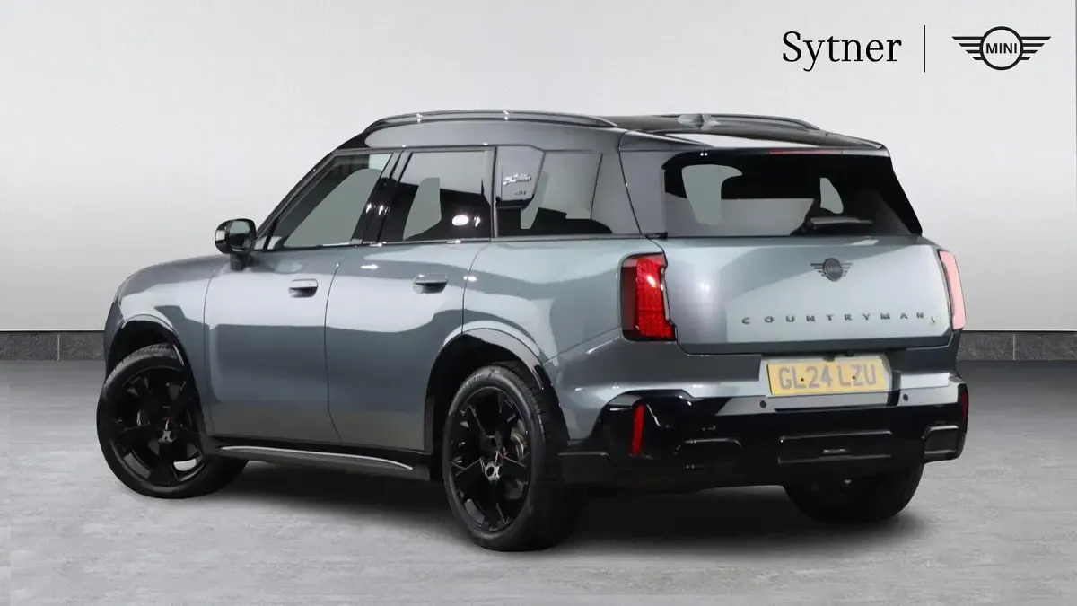 Used Mini Countryman 227 kW (309 HP) 2024 Green SUV