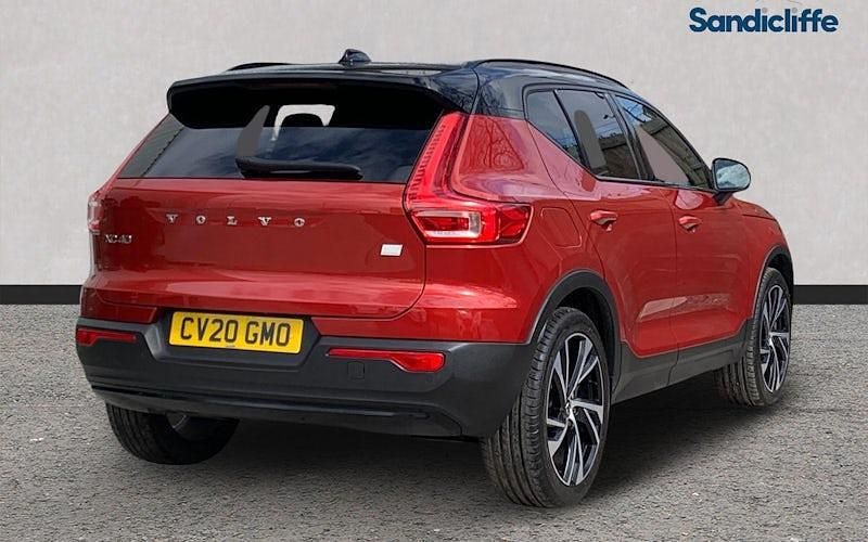 Used Volvo XC40 R-Design Pro 262 HP (192 kW) 2020 Red SUV