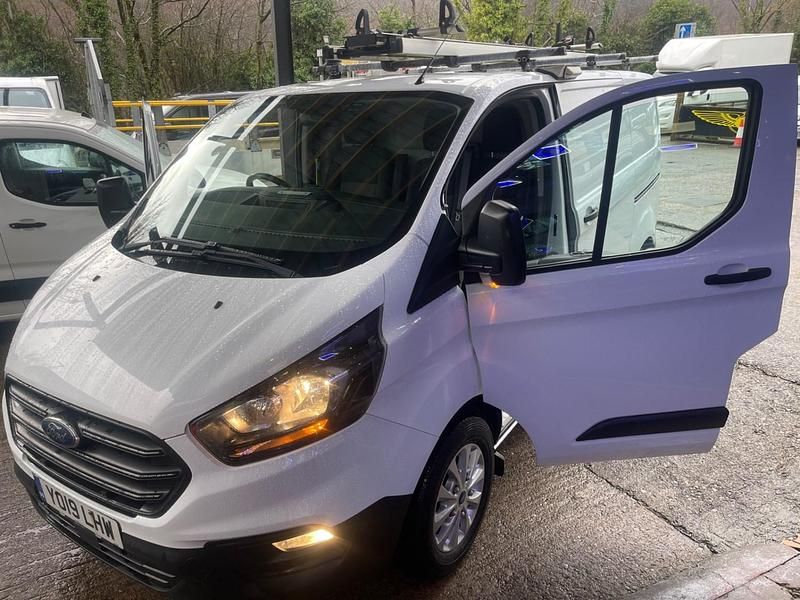 Used Ford Transit Custom 105 HP (77 kW) 2019 White