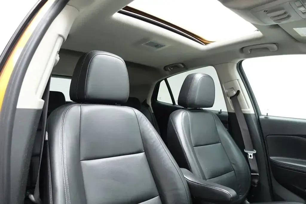 Used Vauxhall Mokka X Elite 140 HP (102 kW) 2019 Orange SUV