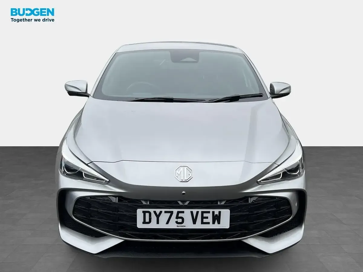 Used MG MG3 Trophy 194 HP (142 kW) 2026 Silver Hatchback