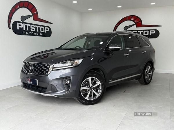 Grey Used 2019 Kia Sorento 2 SUV | £17,490 (Fair price) - Image 1/4