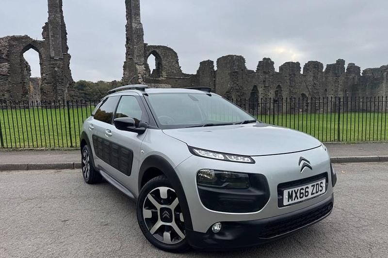 Silver Used 2016 Citroën C4 Cactus Flair Hatchback | £3,999 (Good price) - Image 1/1