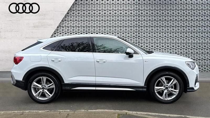Used Audi Q3 S-Line 150 HP (110 kW) 2024 White SUV