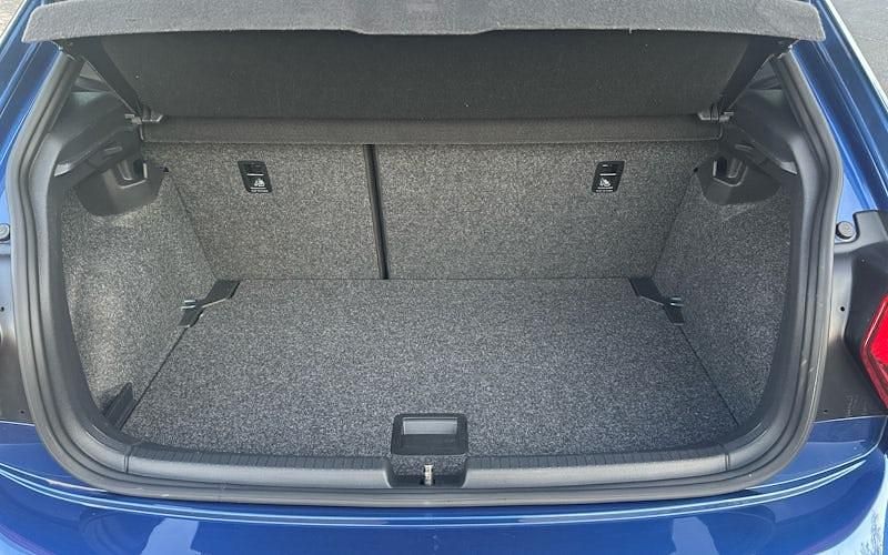 Used VW Polo R-line 110 HP (80 kW) 2021 Blue Hatchback