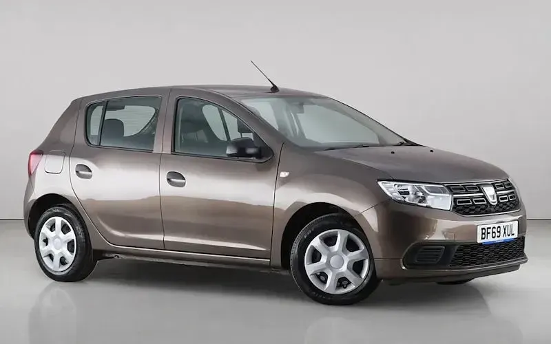 Used Dacia Sandero Essentiel 90 HP (66 kW) 2019 Hatchback