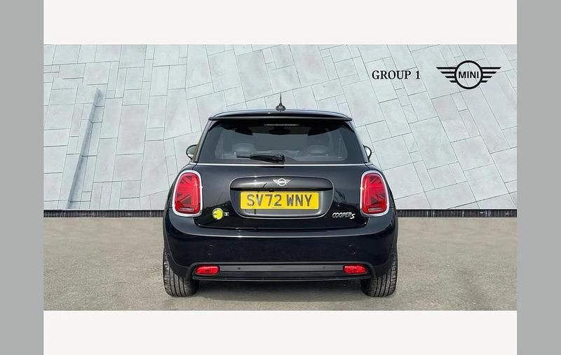 Used Mini Cooper S Level 3 135 kW (184 HP) 2022 Black Hatchback