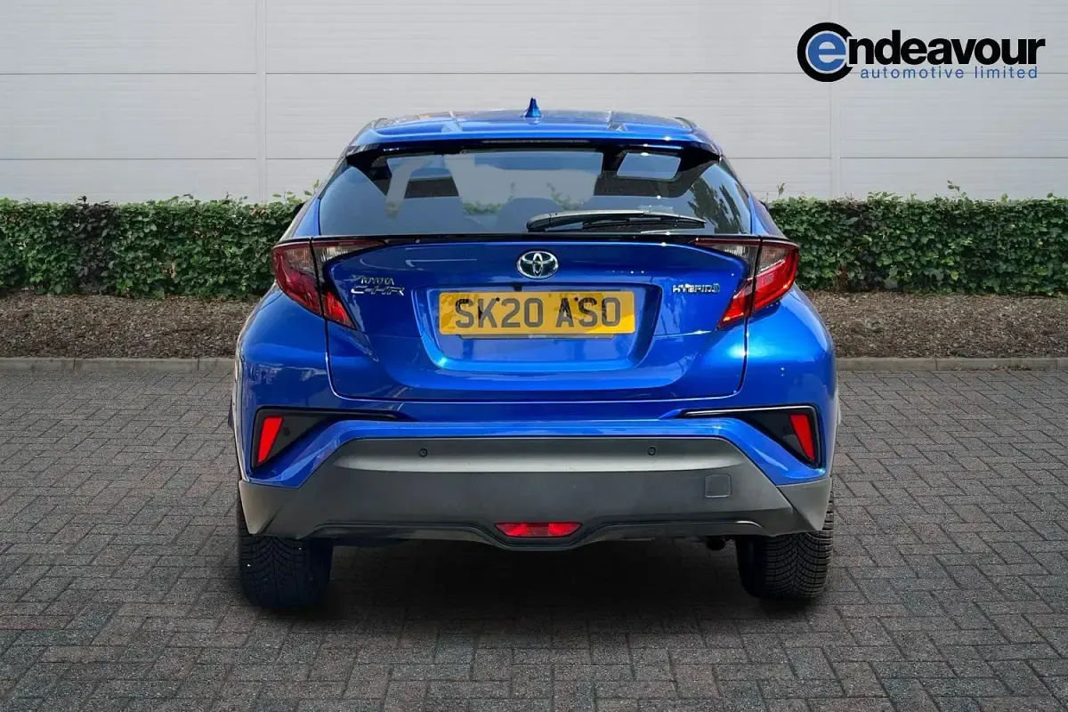 Used Toyota C-HR Design 122 HP (89 kW) 2020 Blue SUV