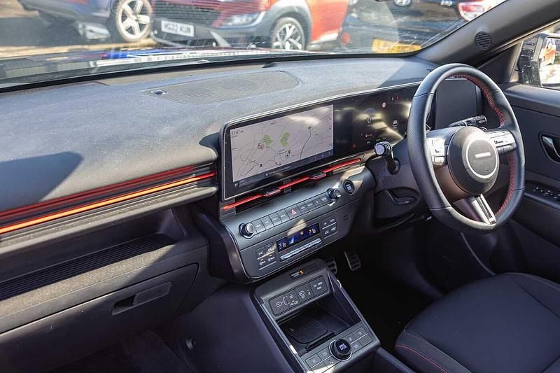 Second-hand Hyundai Kona N Line 129 CP (94 kW) 2025 Negru SUV