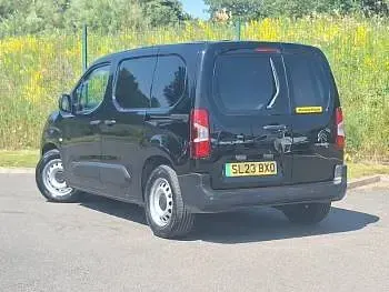 Used Citroën e-Berlingo 100 kW (136 HP) 2023 Black MPV