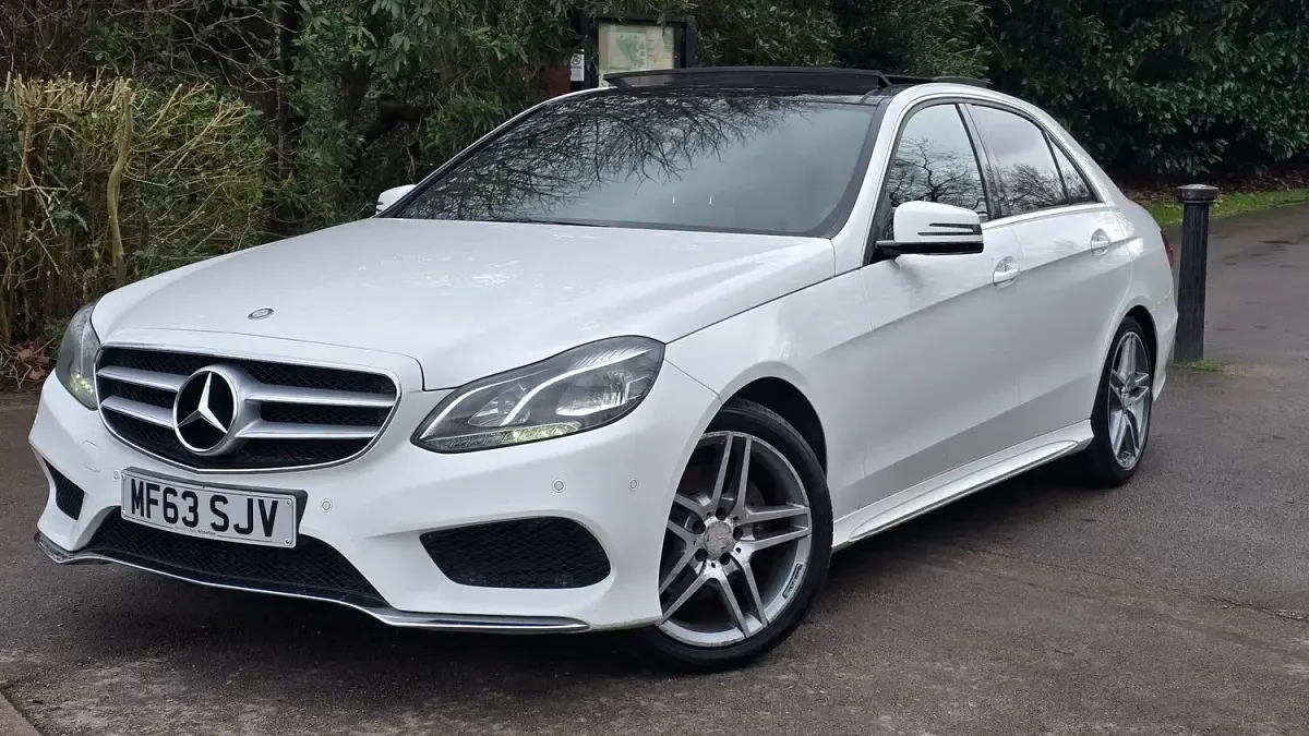 Used Mercedes E250 AMG 2013 White Sedan
