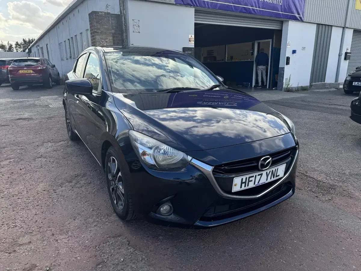 Used Mazda 2 Inclusive 90 HP (66 kW) 2017 Blue Hatchback