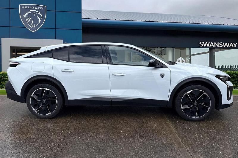 Used Peugeot 408 GT 134 HP (98 kW) 2025 White SUV