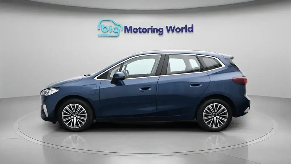 Used BMW 225 Luxury Line 245 HP (180 kW) 2023 Blue MPV
