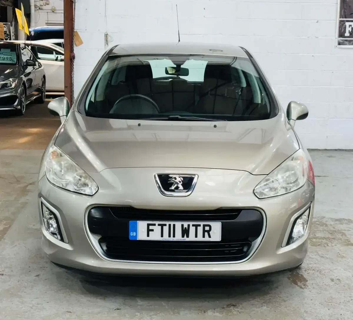 Used Peugeot 308 Access 112 HP (82 kW) 2011 Grey Hatchback