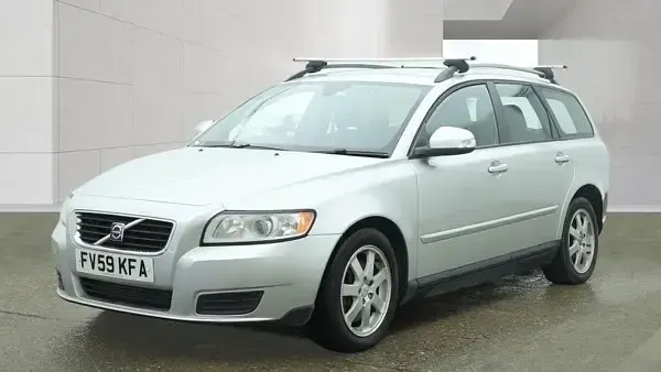 Usado Volvo V50 2010 Plateado Familiar