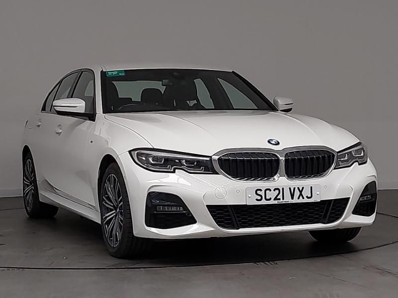 White Used 2021 BMW 330e M Sport Sedan | £20,498 (Good price) - Image 1/4