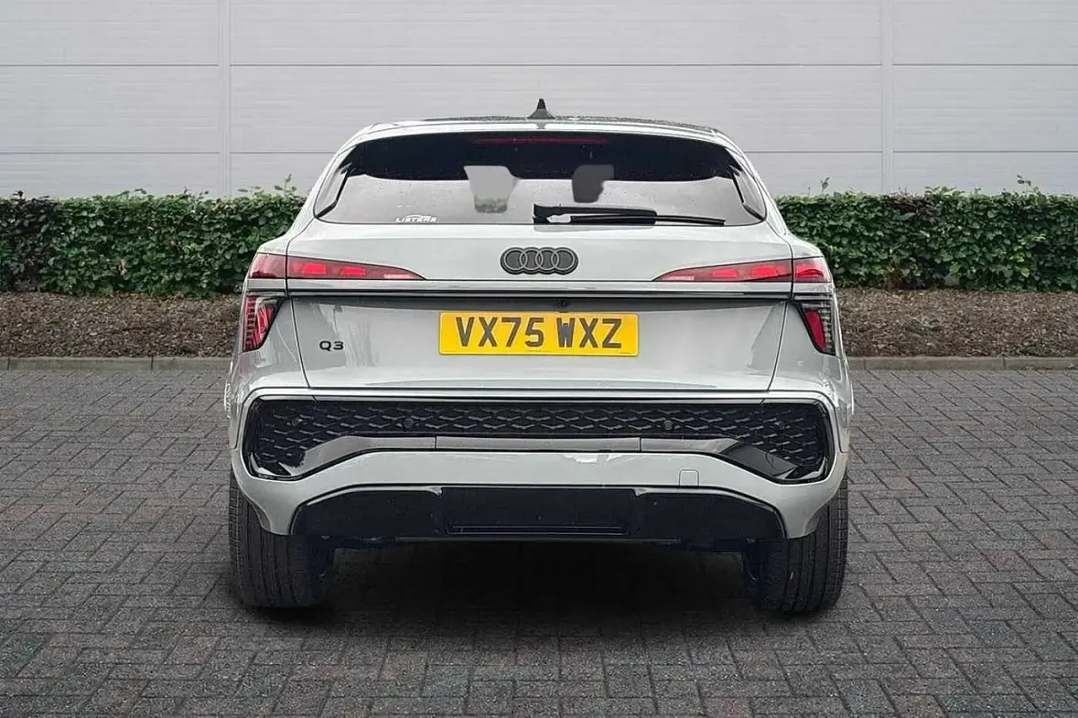 Używany Audi Q3 Design 2026 Szary SUV