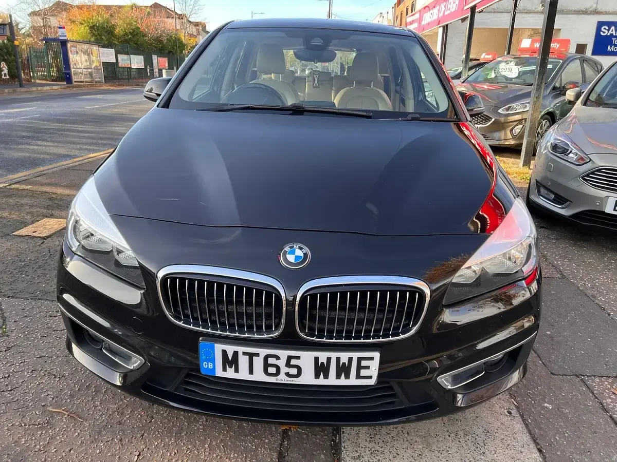 Used BMW 216 Luxury Line 116 HP (85 kW) 2015 Black Hatchback