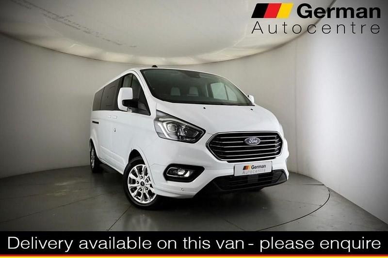 White Used 2022 Ford Tourneo Titanium MPV | £21,000 (Fair price) - Image 1/3