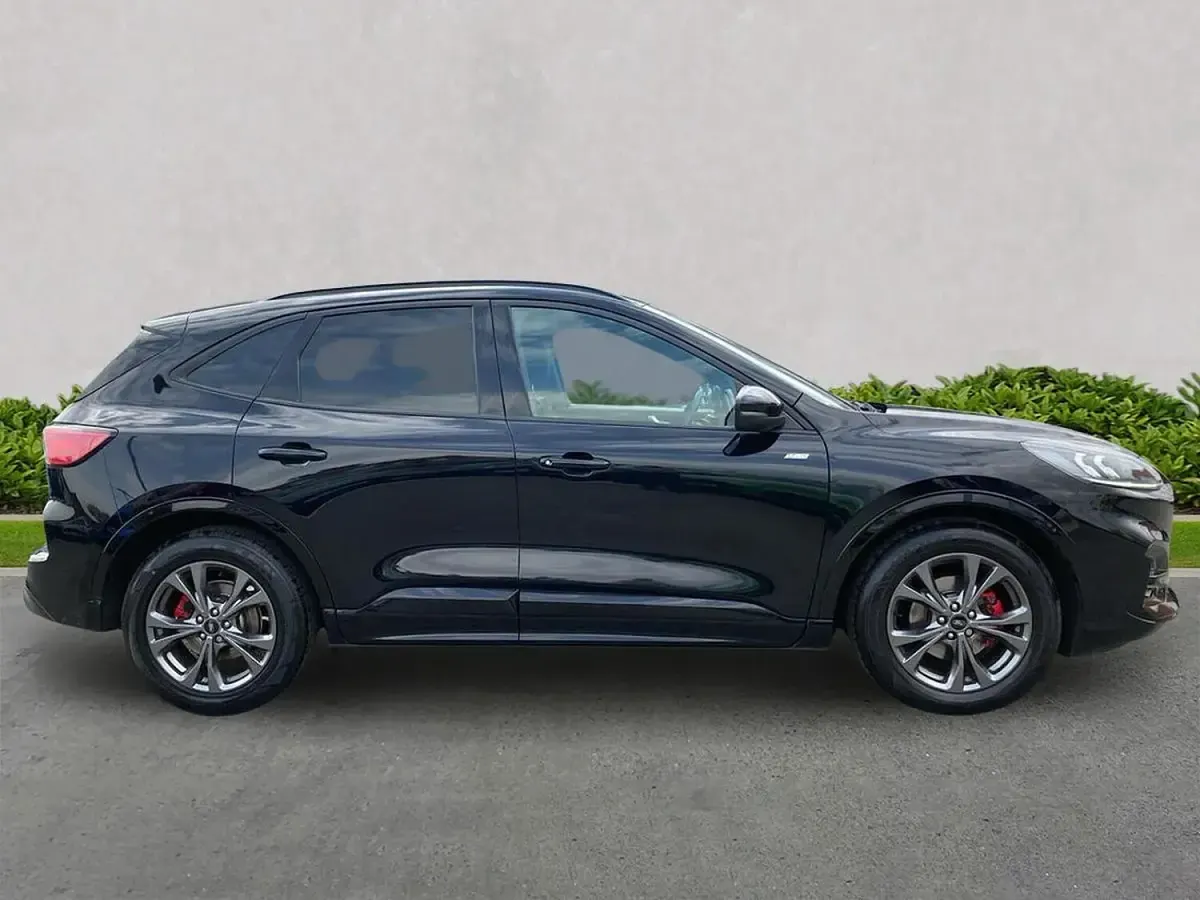 Used Ford Kuga ST-Line 150 HP (110 kW) 2023 Black SUV