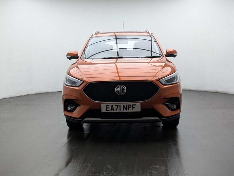 Used MG ZS Exclusive 111 HP (81 kW) 2021 Orange SUV