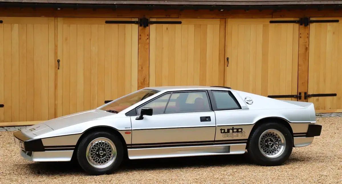 Used Lotus Esprit 1981 Silver Coupe