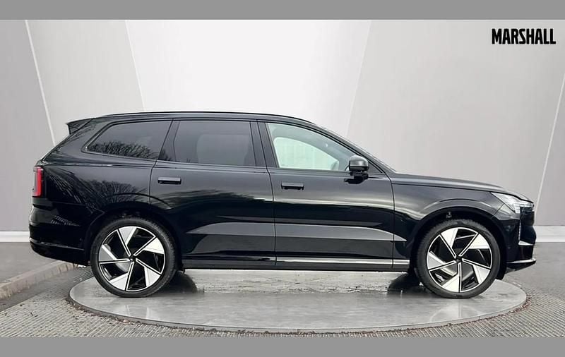 New Volvo EX90 Performance 380 kW (517 HP) 2026 Metallic  onyx black SUV